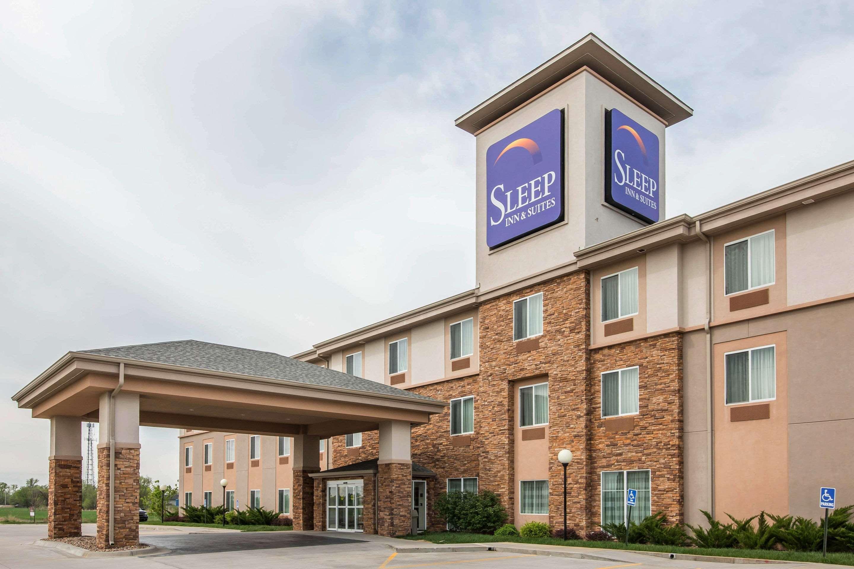 Sleep Inn & Suites Haysville Exterior foto